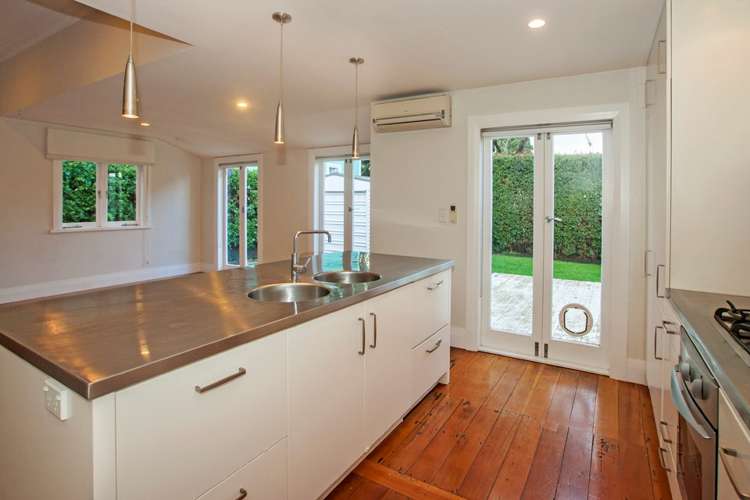 37 Spring Street Onehunga_5