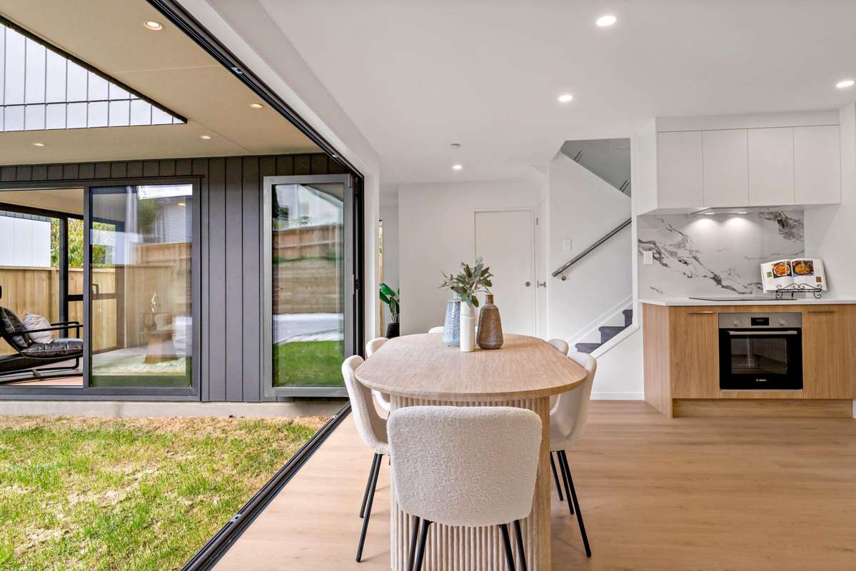 187d Riddell Road_1