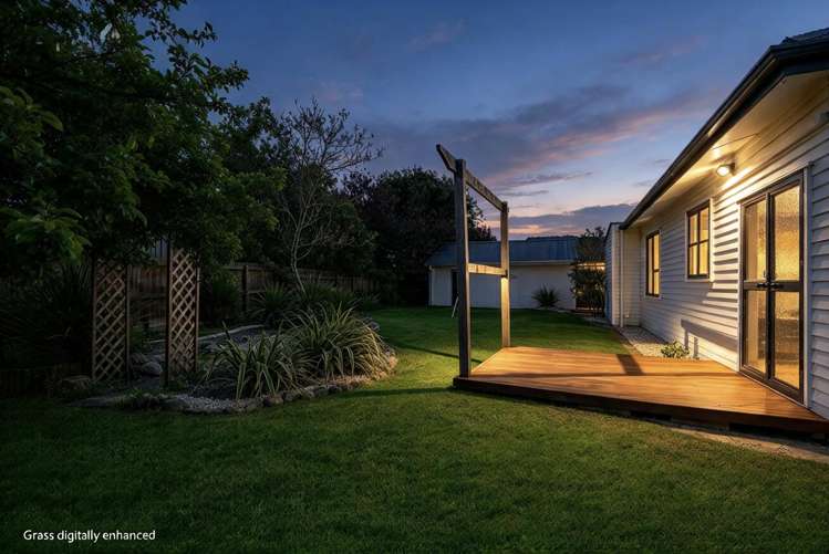 327A Breezes Road_0