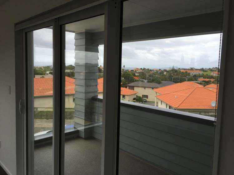 37 Clea View Gulf Harbour_2