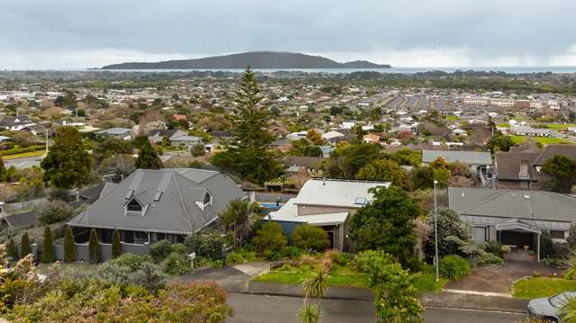 Stunning Family Home in Waikanae