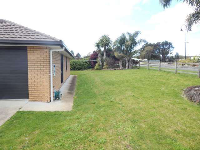 2 Riverglen Drive Haruru_2