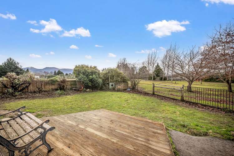 114 Govan Drive Te Anau_25