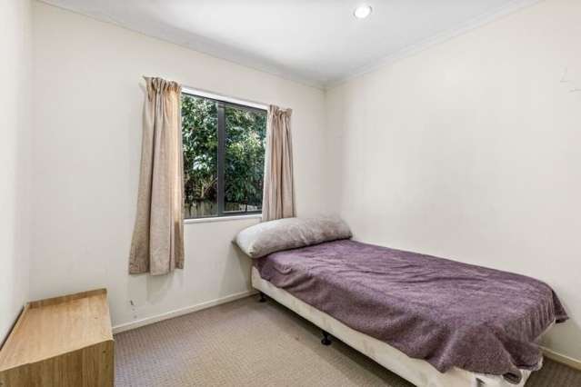71A Kemp Road Massey_3