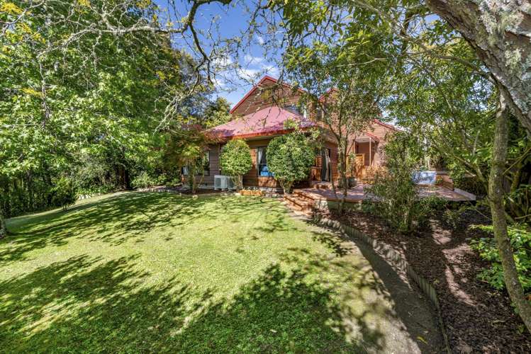 90 Haseler Crescent Mellons Bay_13