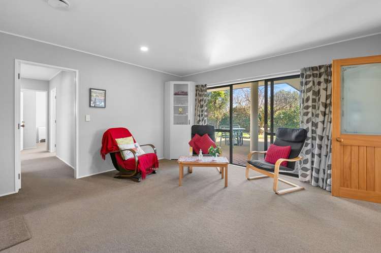 11 Kahurangi Drive Lynmore_12