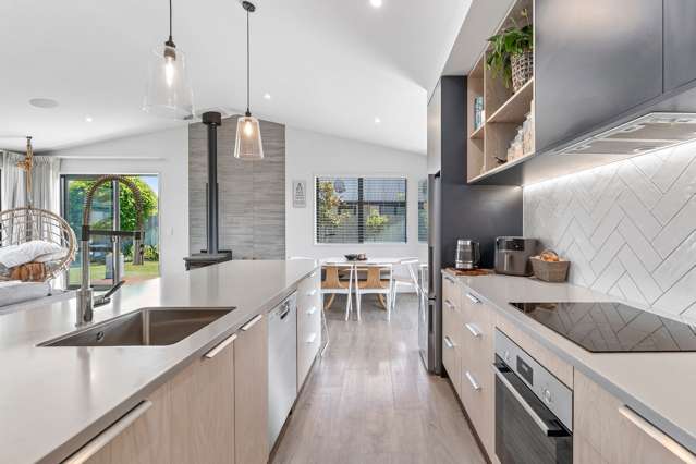 4 Rua Street Albert Town_4