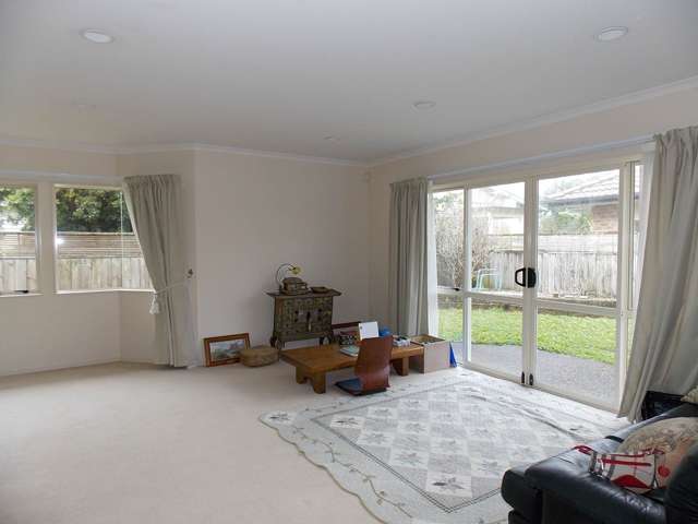 95b The Drive Epsom_1