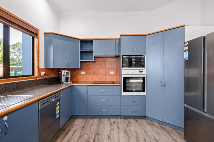 331 Athlone Drive Cambridge_7