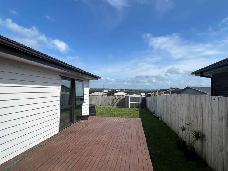 21 Opouatu Avenue Glenbrook_20