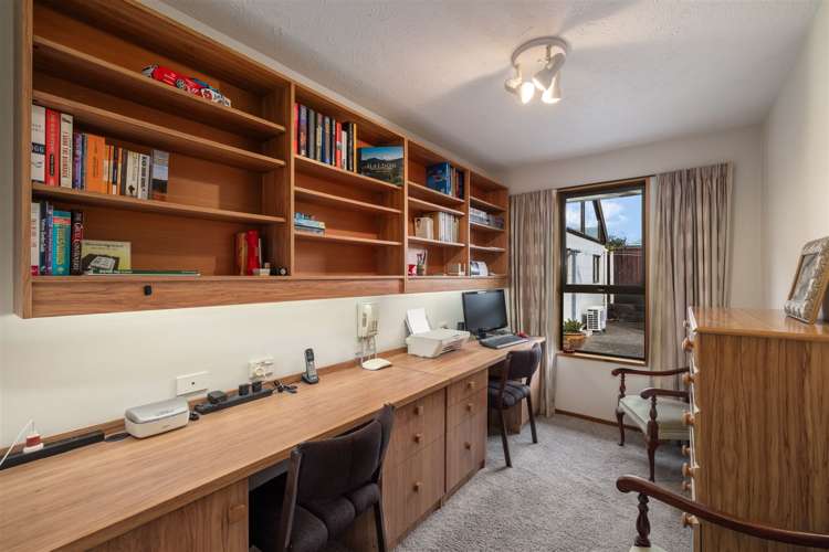 17 Nepal Place Burnside_11