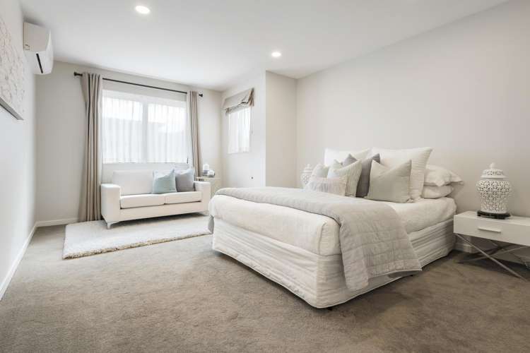 8 Thomas Rielly Avenue Hobsonville_10