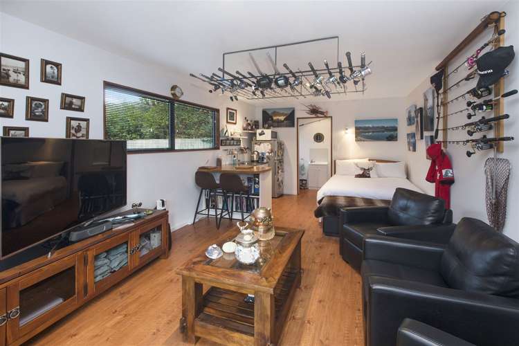 62 Birdwood Avenue Beckenham_11