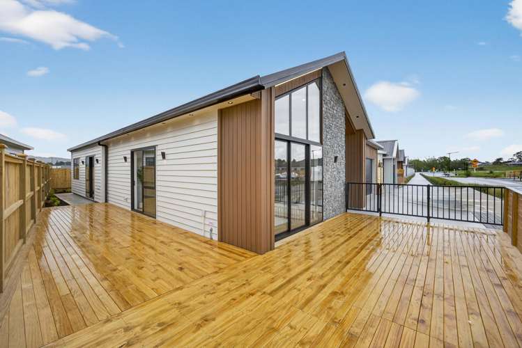 8 Tuwai Crescent Opaheke_29