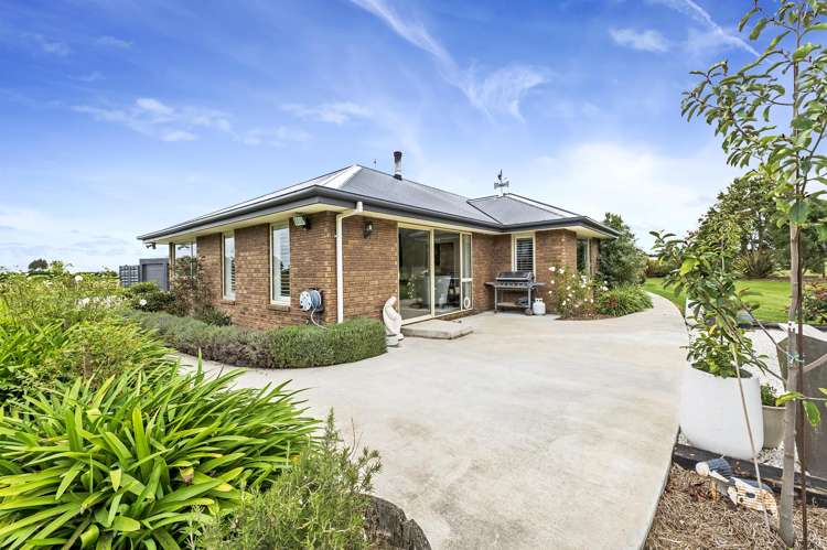 211 Bangor Road Darfield_31