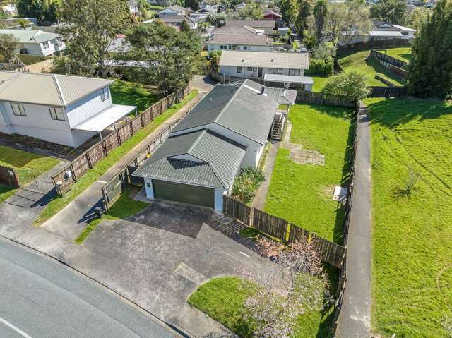 26 Maywood Crescent Glen Eden_1