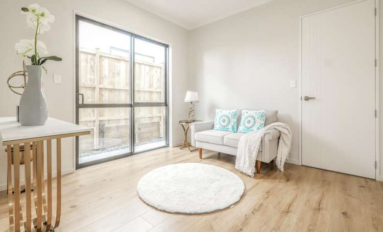 8 Tullymore Drive Flat Bush_10