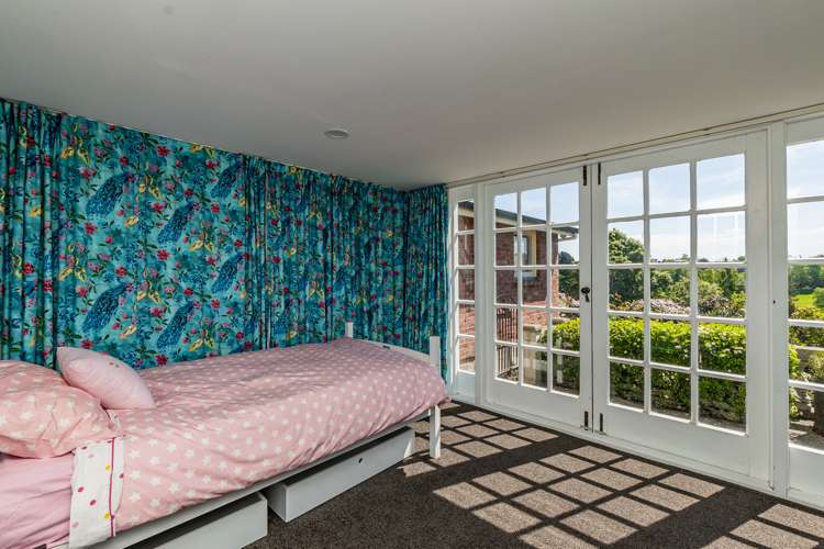 20 Kitchener Square Highfield_12