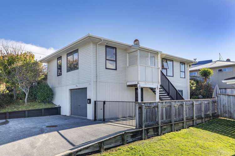 16 Tuki Street Titahi Bay_16