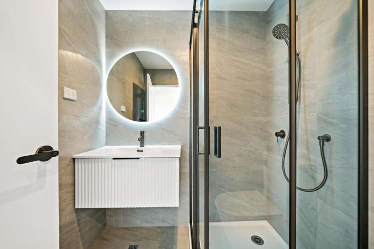 1/4 Glenburn Road Hobsonville_16