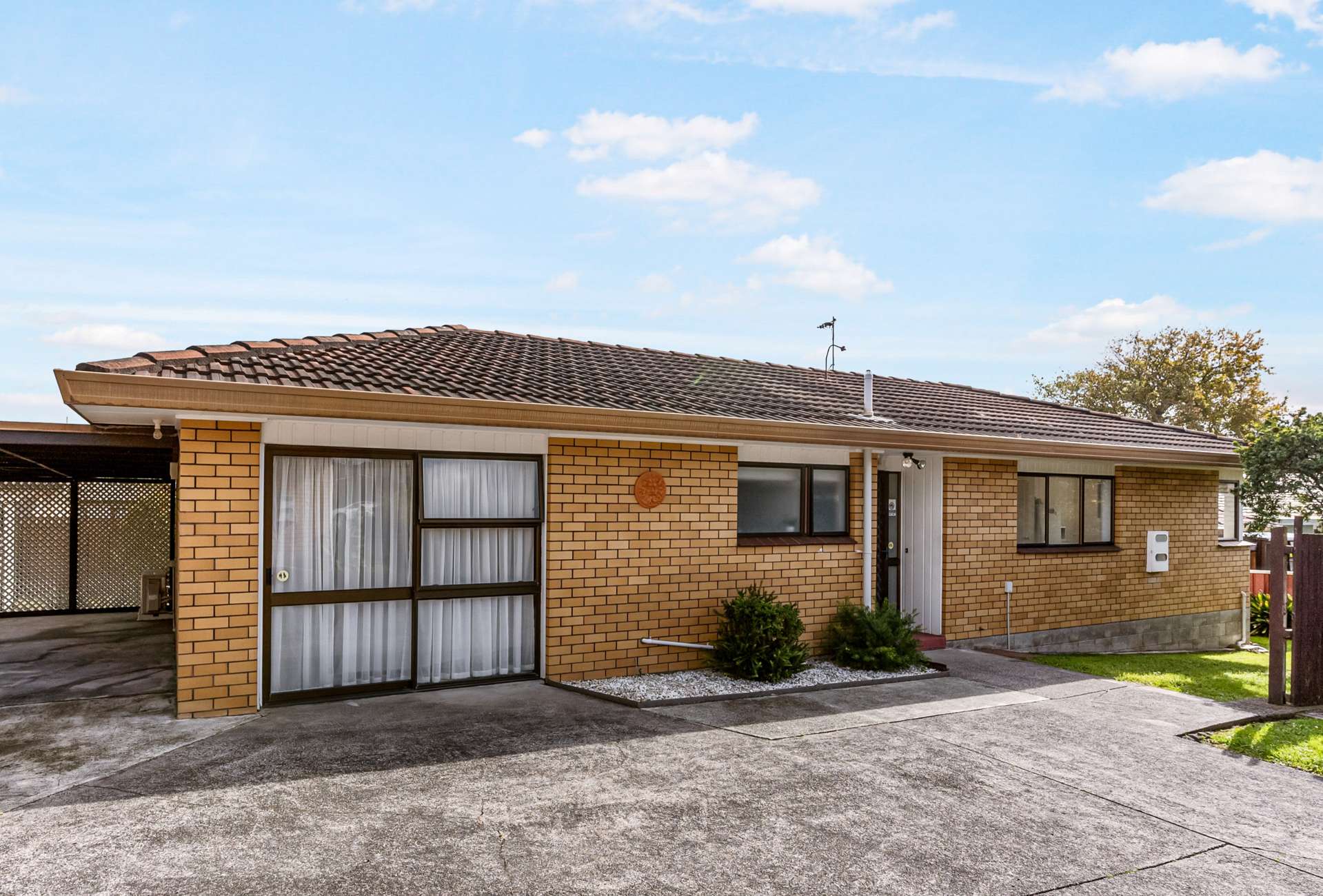 2/13 Menary Street Papakura_0