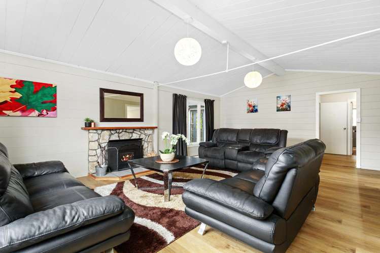 5 South Street Tawa_1