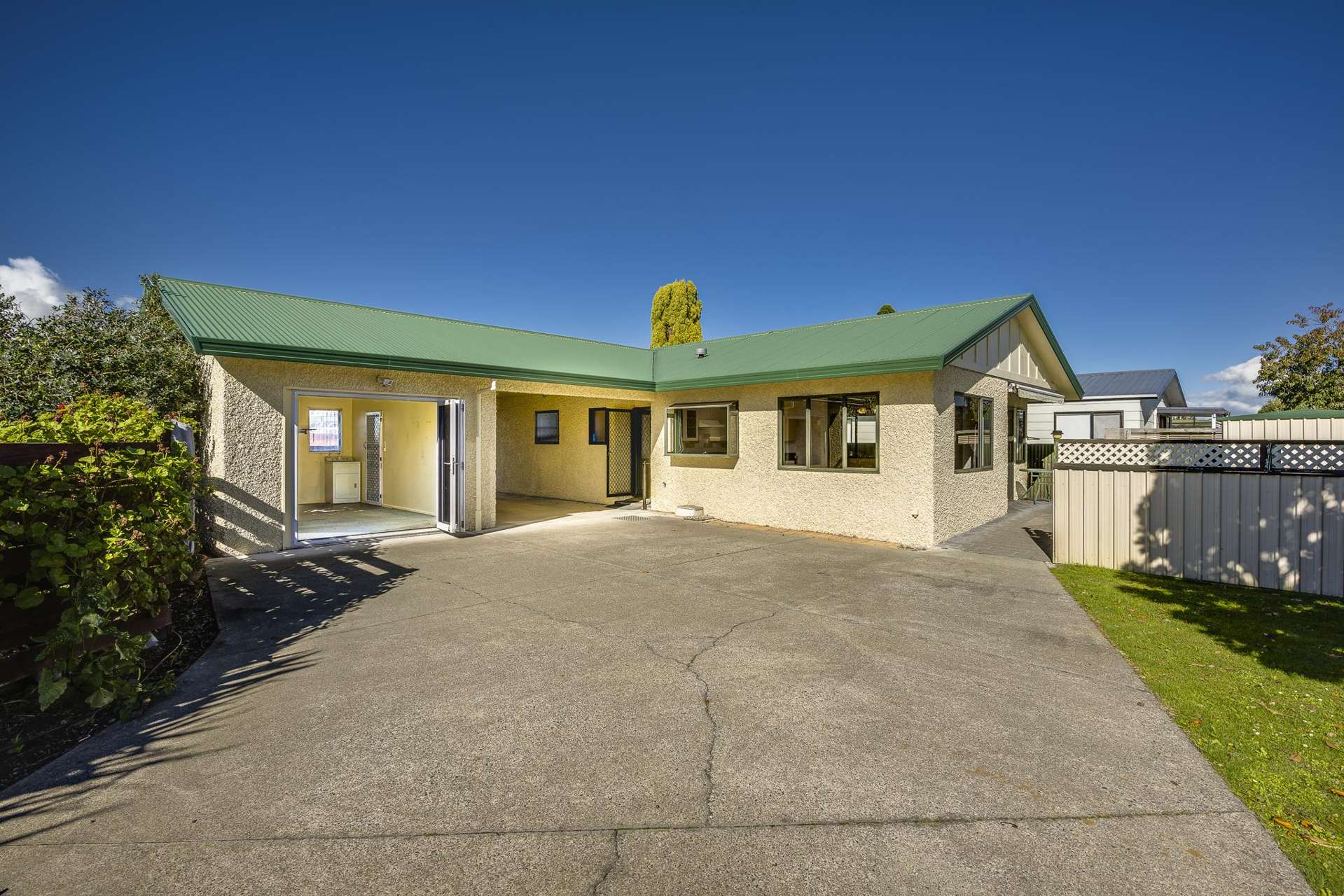 807a Ellison Road Parkvale_0