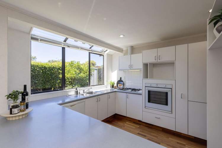 52 Matatua Road Raumati Beach_15