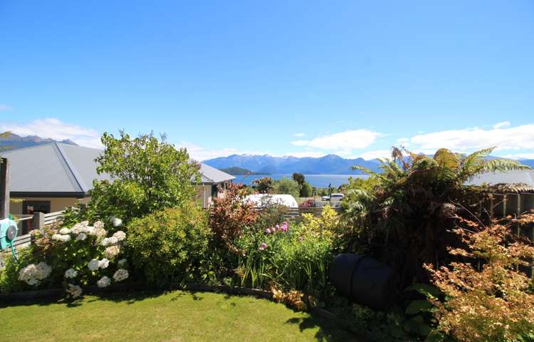 30 Cathedral Drive Manapouri_23
