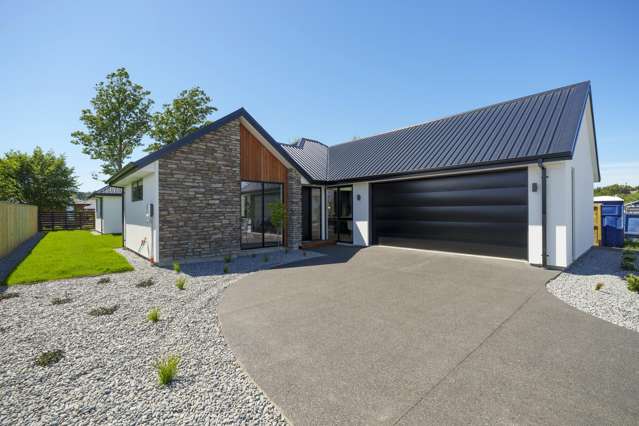 14 Lorenzos Lane Halswell_2