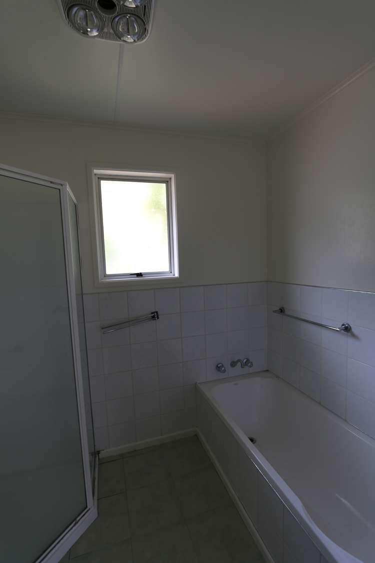 444 Huia Road Laingholm_13