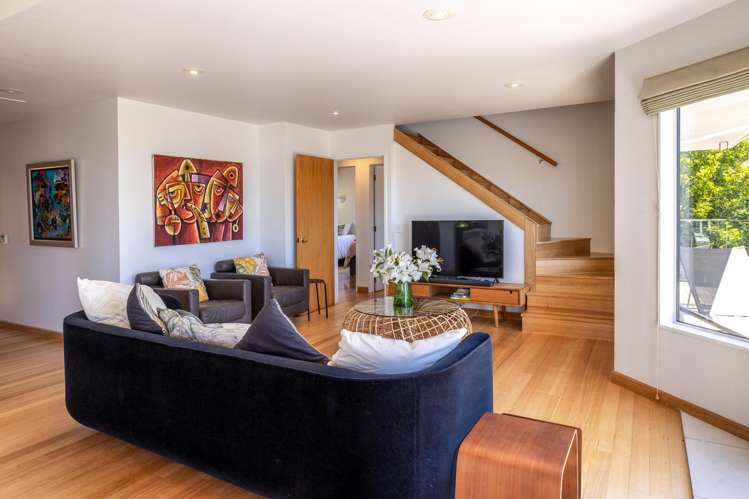 2 Seventh Avenue Onetangi_7