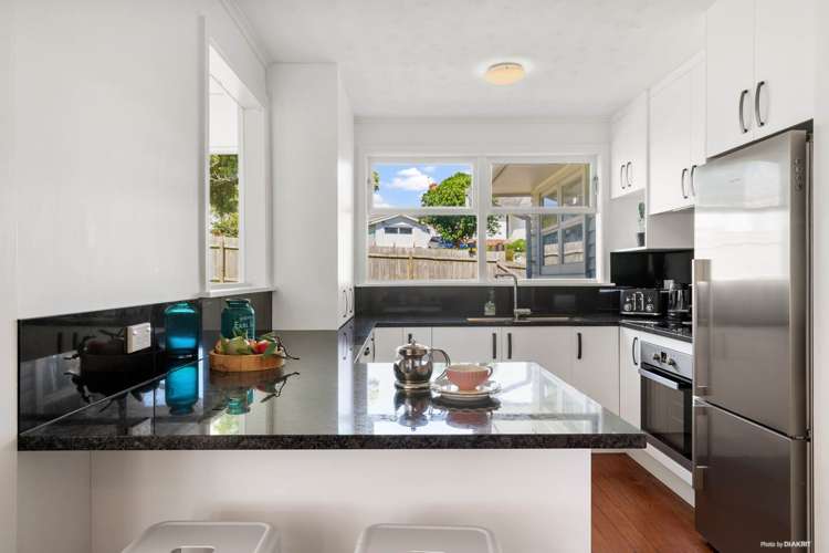 65 Boyce Avenue Mount Roskill_3