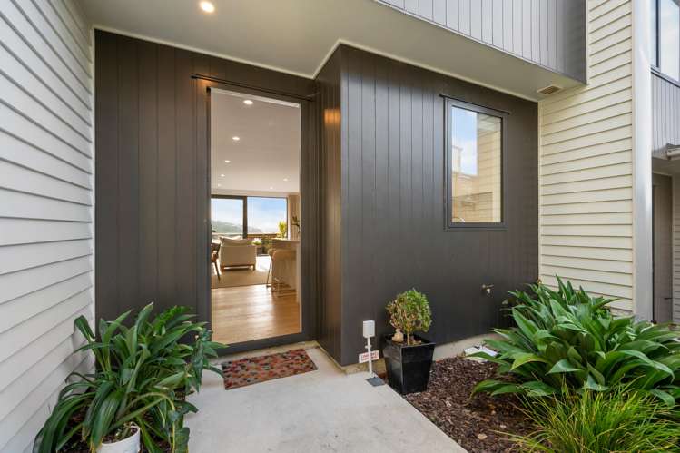 10/52 High Street Island Bay_1