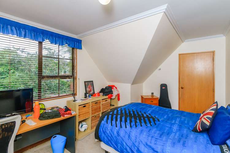 9 James Cook Drive Whitby_12