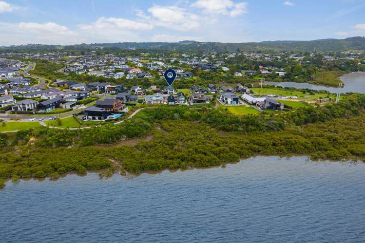 91 Riverhead Point Drive Riverhead_18