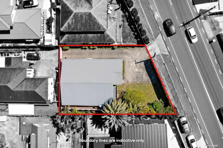 309 Lake Road Hauraki_16