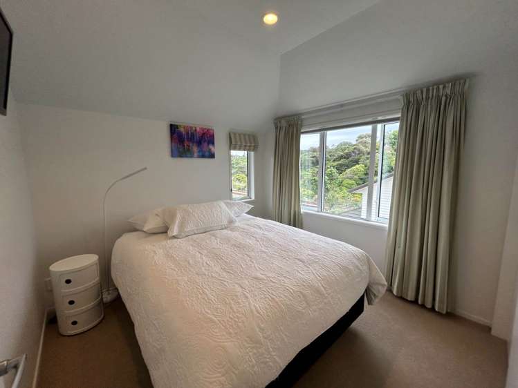 10B Tipene Place Meadowbank_12