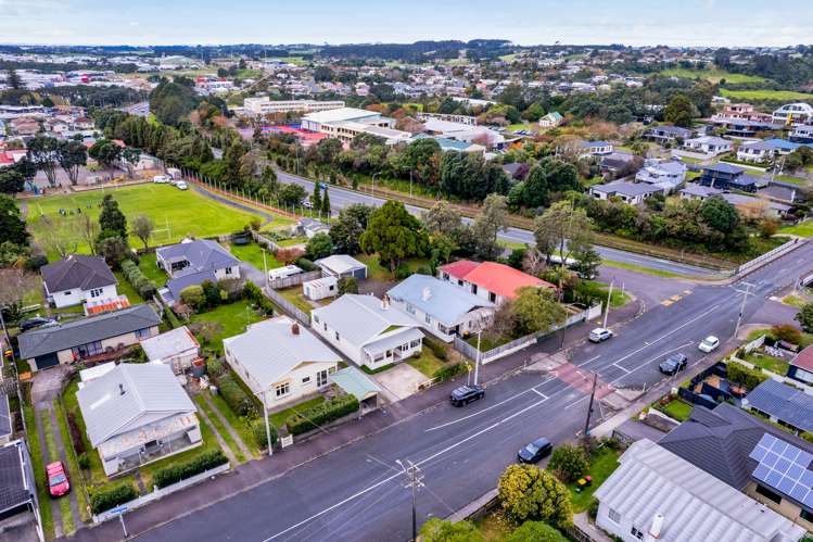 25 Paynters Avenue Strandon_30