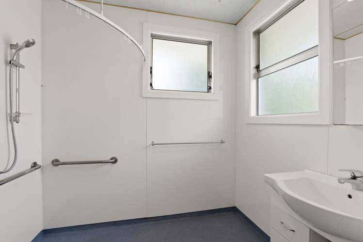 2/99 Briggs Road Shirley_14