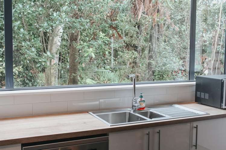 195 Weld Street Hokitika_16