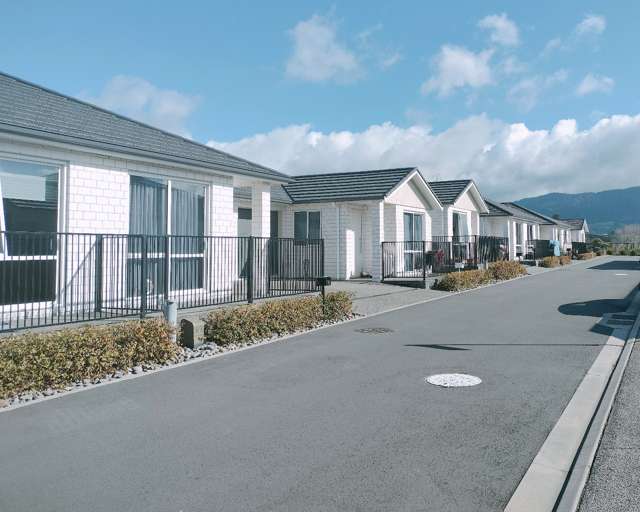 Townhouse at Uretara River Views