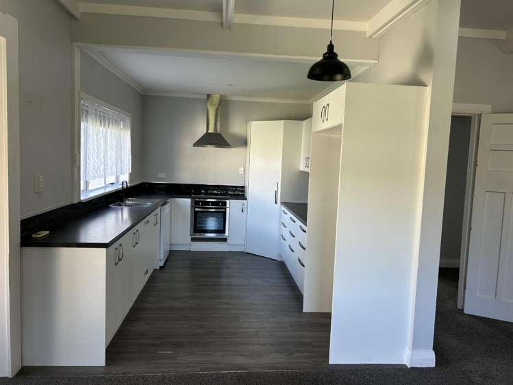 17 Halls Road 11185_2