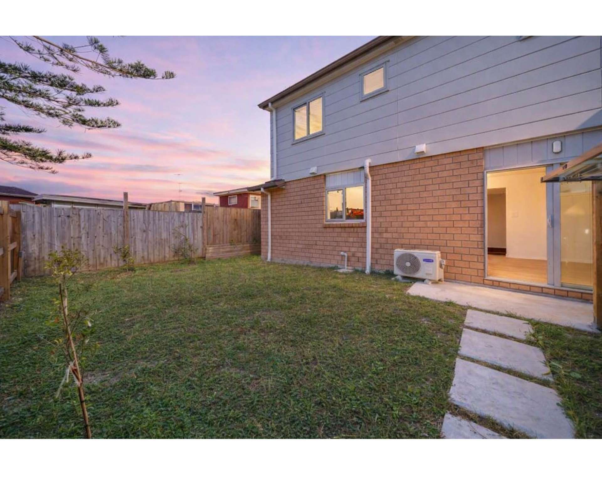 17D Martin Place Kelston_0