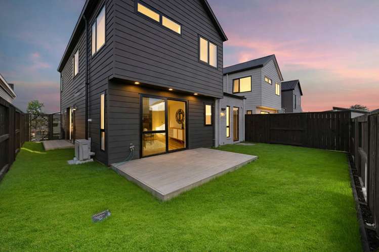 7 Absolum Crescent Chartwell_20