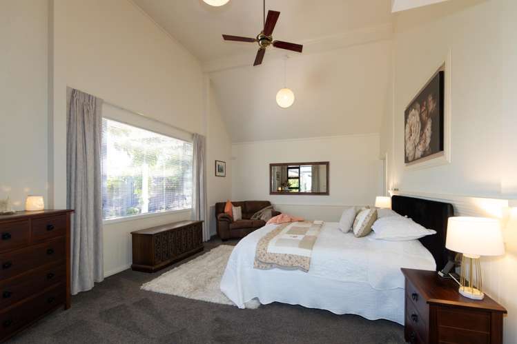 38 Kensington Drive Taradale_3