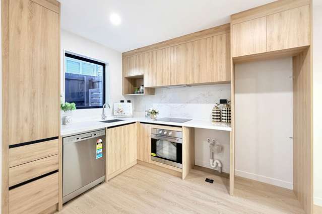 571 Massey Road Mangere_4