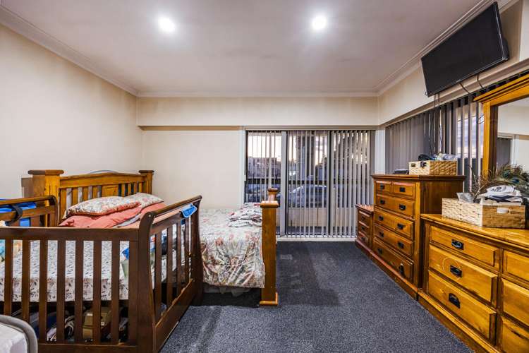 2/1 Barneys Farm Road Clendon Park_4