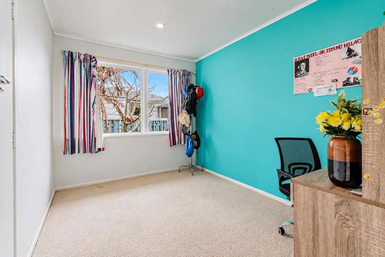 6 Parkdale Place Glenview_11