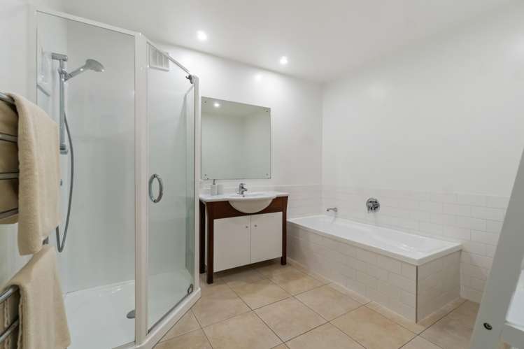 6 Garry Road Mount Eden_22